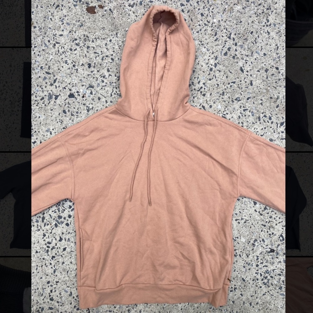 Universal Thread basic hoodie